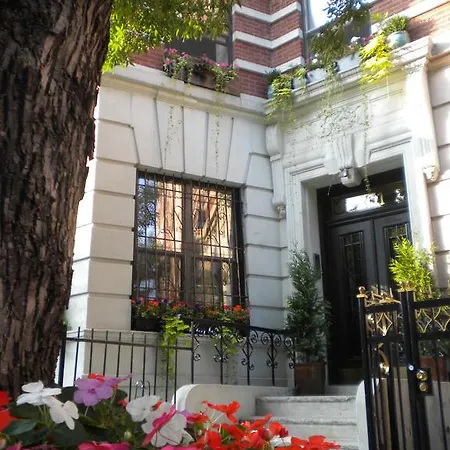 The Gallery House Hotel